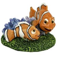 Penn-Plax Disney Finding Dory Small Aquarium Ornament - Nemo and Marlin with Coral (2 inches tall)